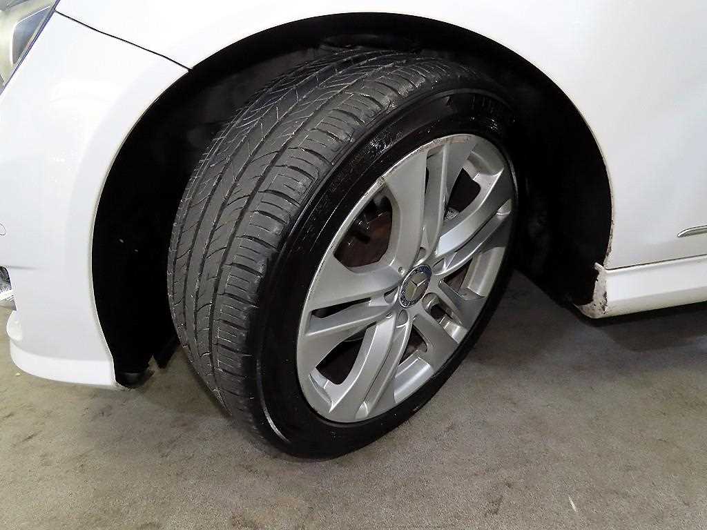 Mercedes Benz C Class 2013 Blanco - Importación desde Corea - HF Imports Iquique - Foto 19