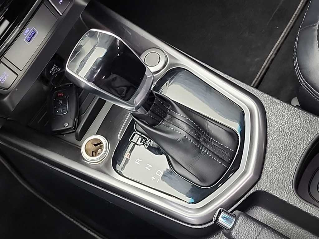 Ssangyong Tivoli - Vista 8