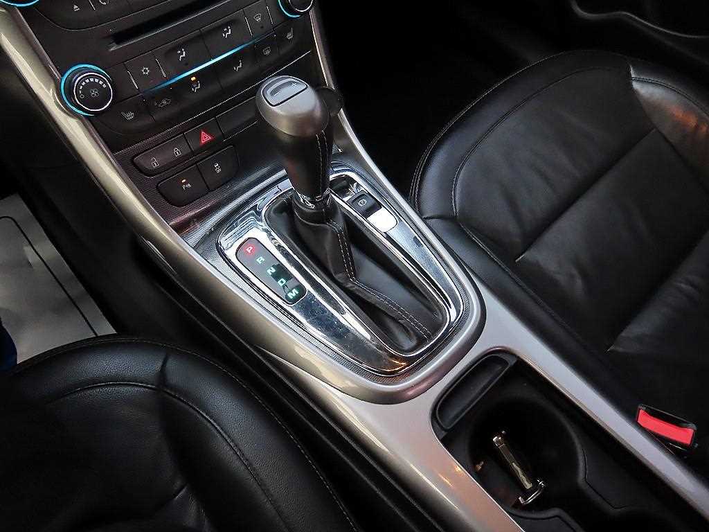 Chevrolet Malibu - Vista 11