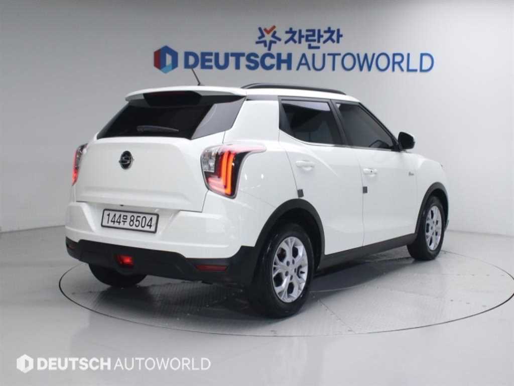 Ssangyong Tivoli - Vista 2