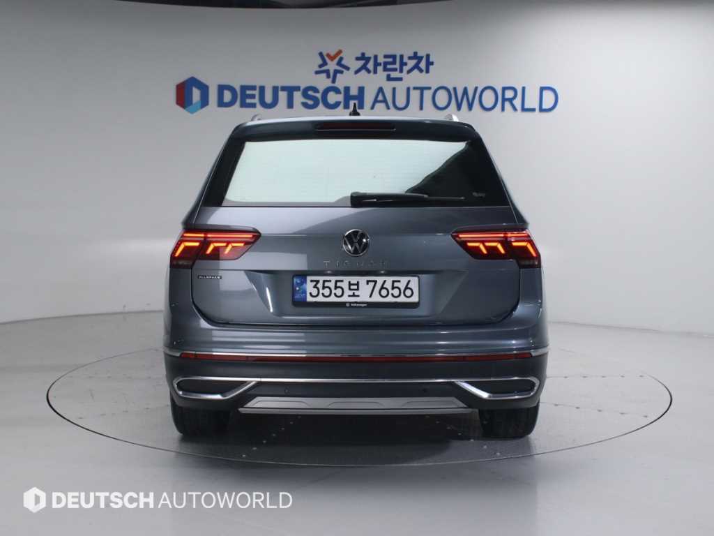 Volkswagen Tiguan - Vista 4