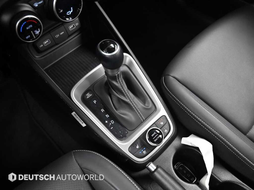 HYUNDAI Venue - Vista 9