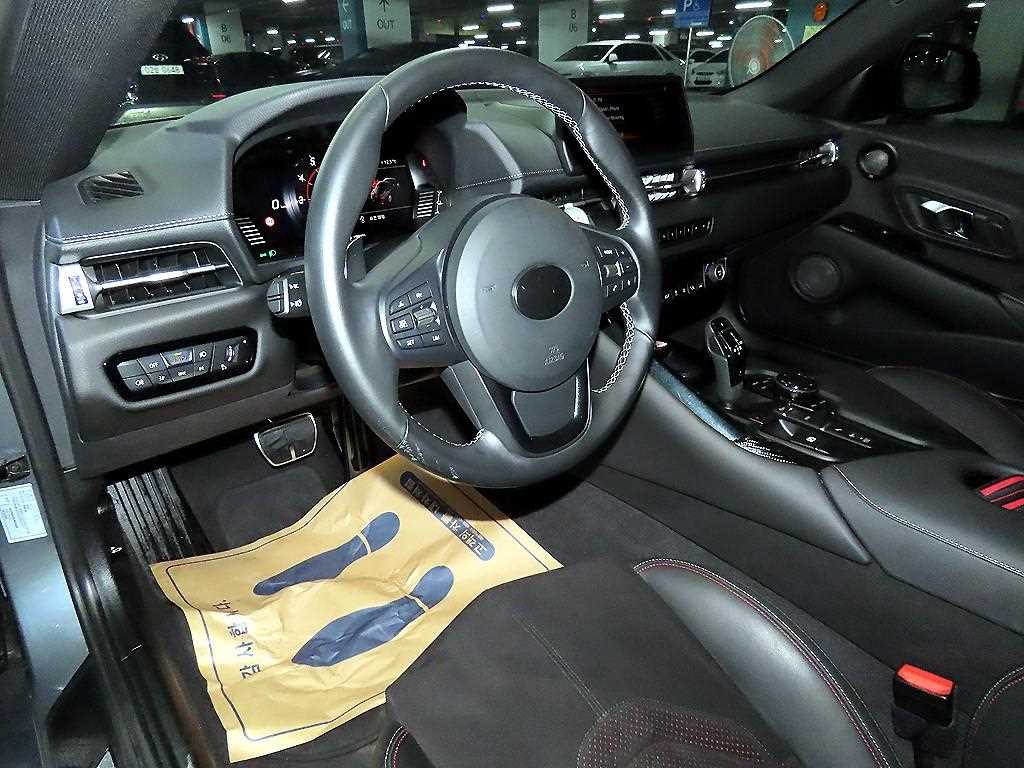 Toyota Supra - Vista 9