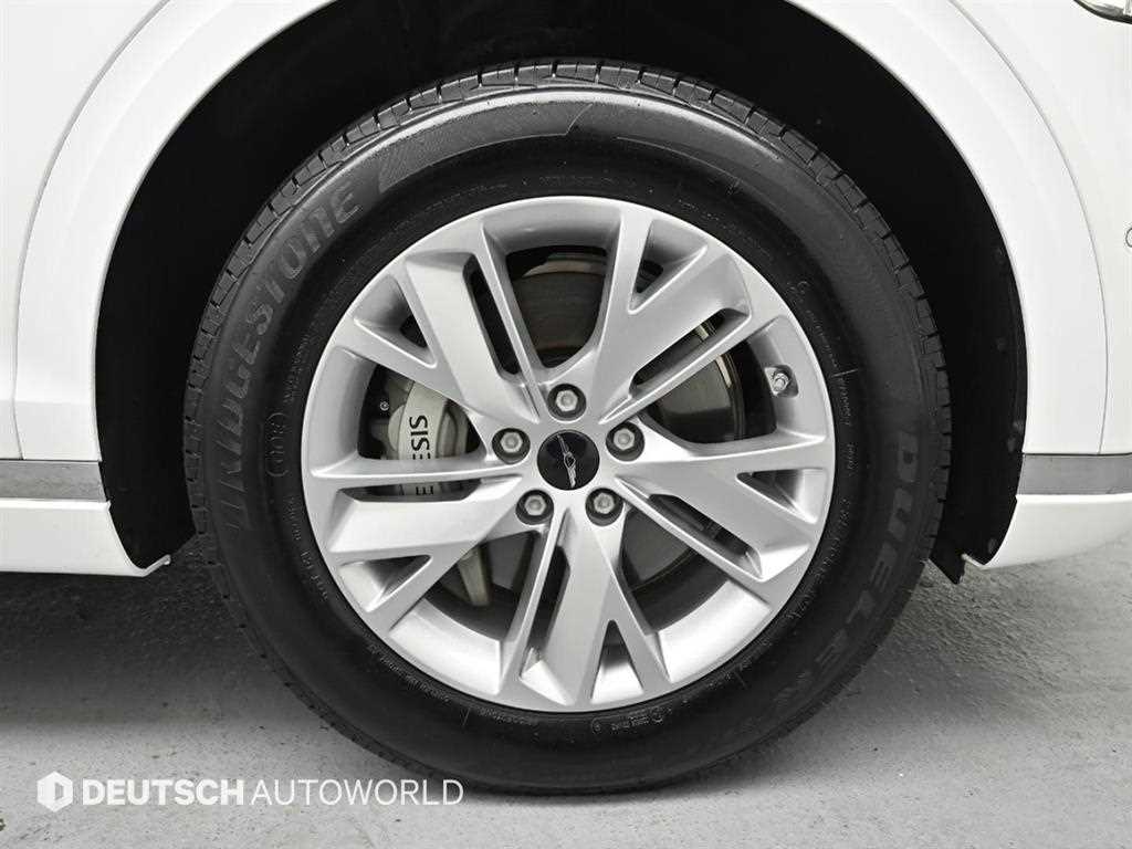 Genesis GV70 - Vista 5