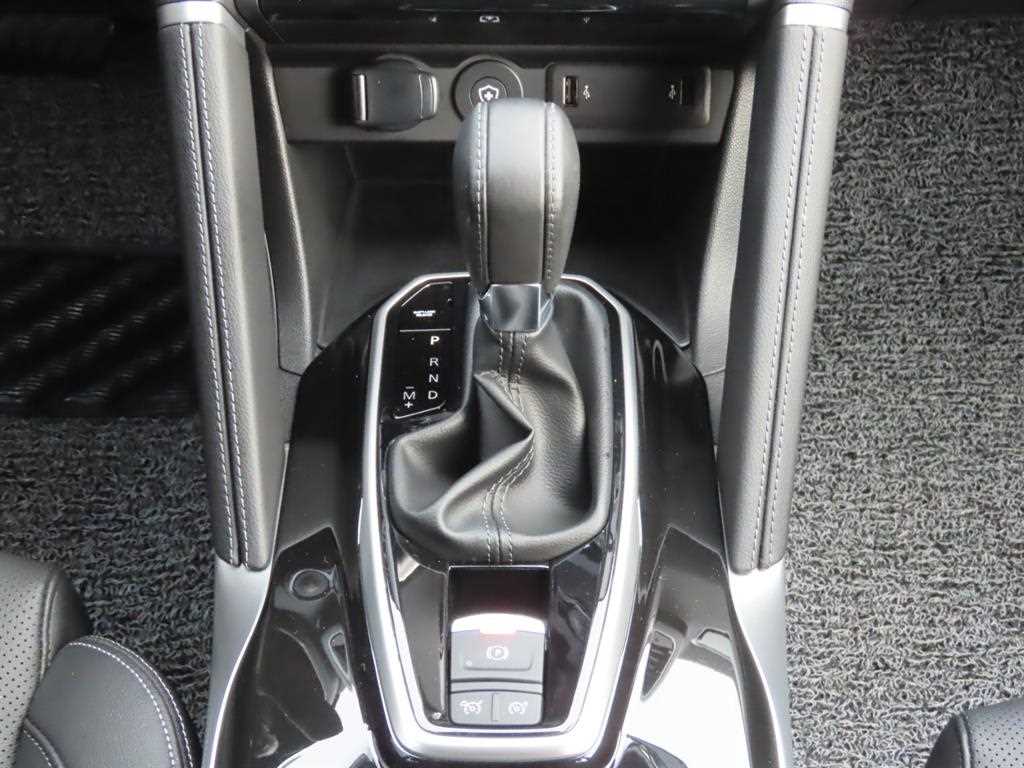 SAMSUNG QM6 - Vista 10