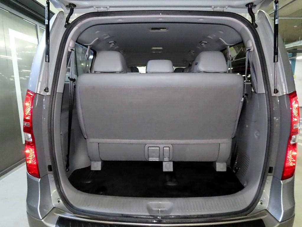 HYUNDAI Starex 2018 - Importación desde Corea - HF Imports Iquique - Foto 17