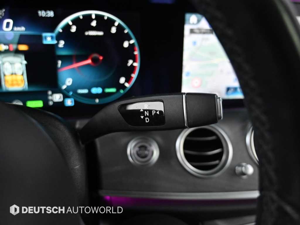 Mercedes Benz E class - Vista 9