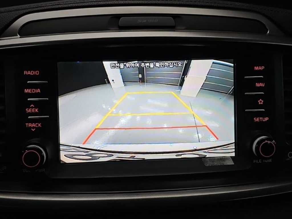 KIA Sorento - Vista 9