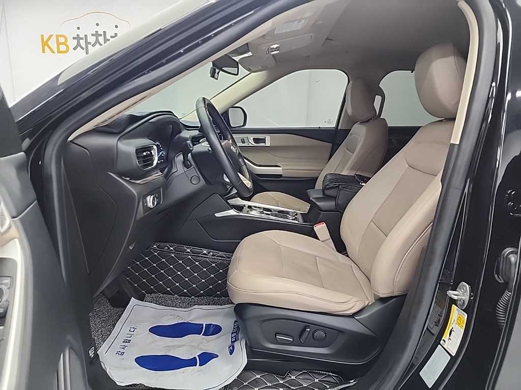 Ford Explorer - Vista 11