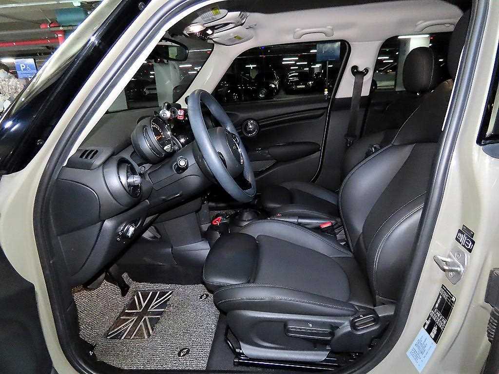 Mini Cooper - Vista 6