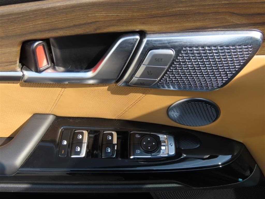 KIA Mohave - Vista 12