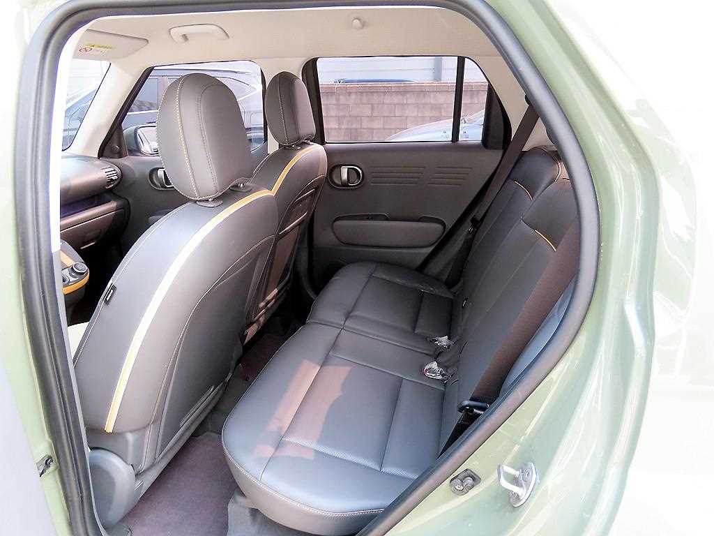 HYUNDAI Casper - Vista 6