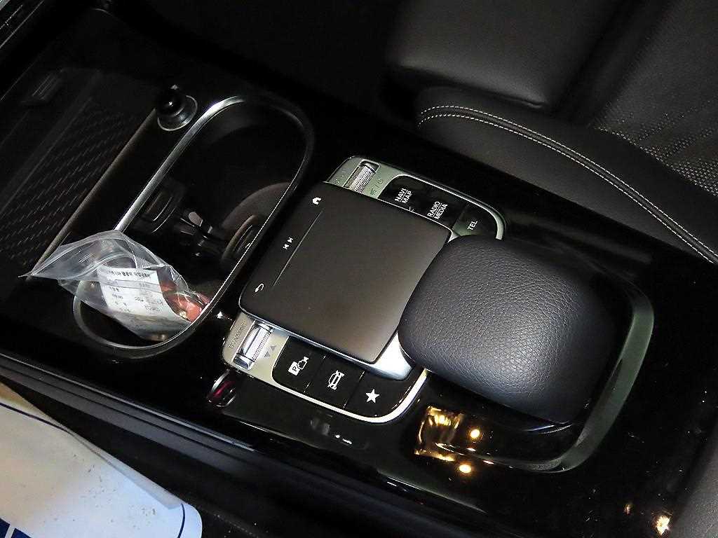 Mercedes Benz A Class 2020 Negro - Importación desde Corea - HF Imports Iquique - Foto 13