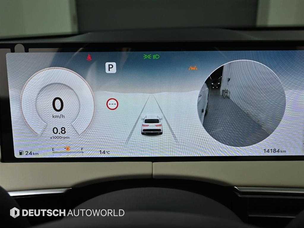 Genesis GV70 - Vista 8