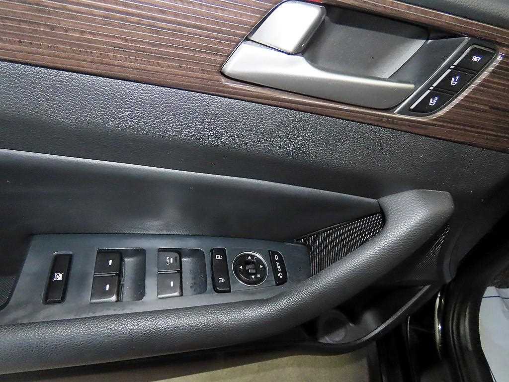 HYUNDAI Sonata 2018 Negro - Importación desde Corea - HF Imports Iquique - Foto 13