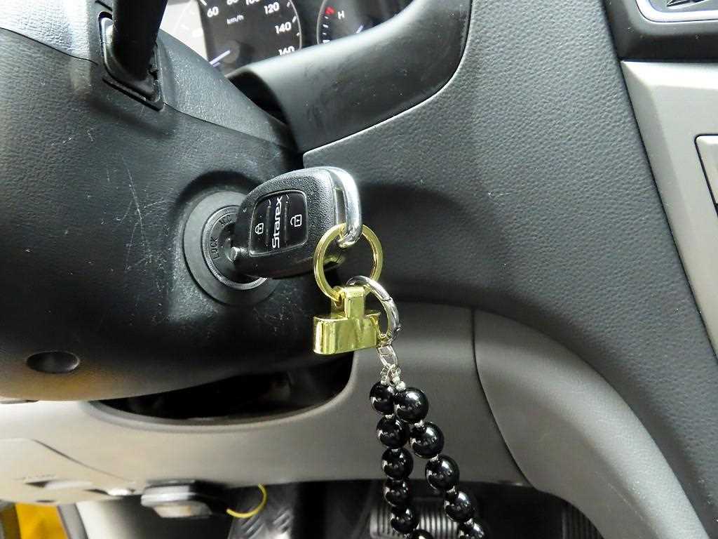 HYUNDAI Starex 2017 Amarillo - Importación desde Corea - HF Imports Iquique - Foto 16