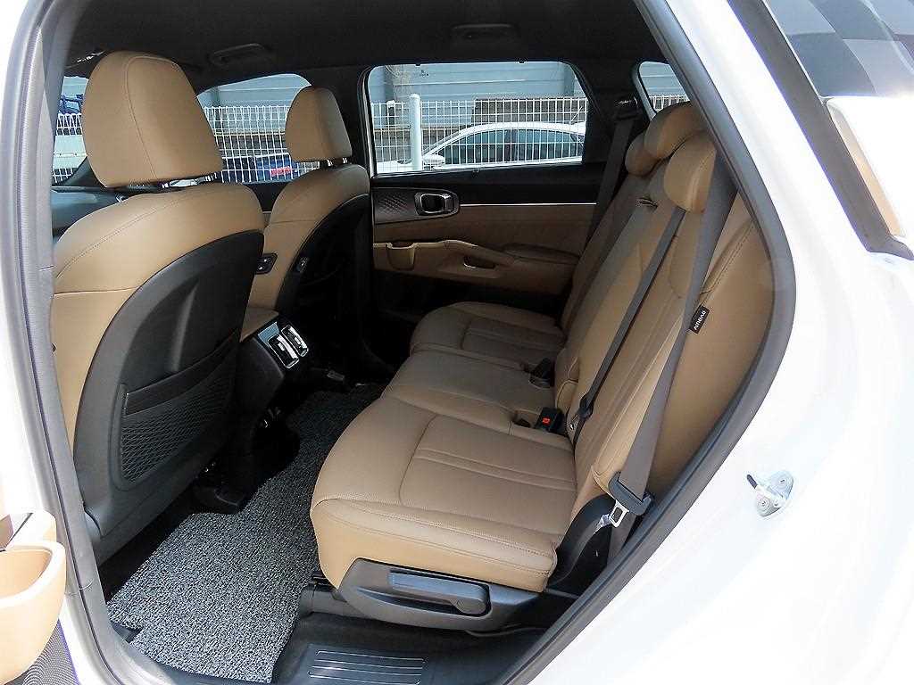 KIA Sorento - Vista 6