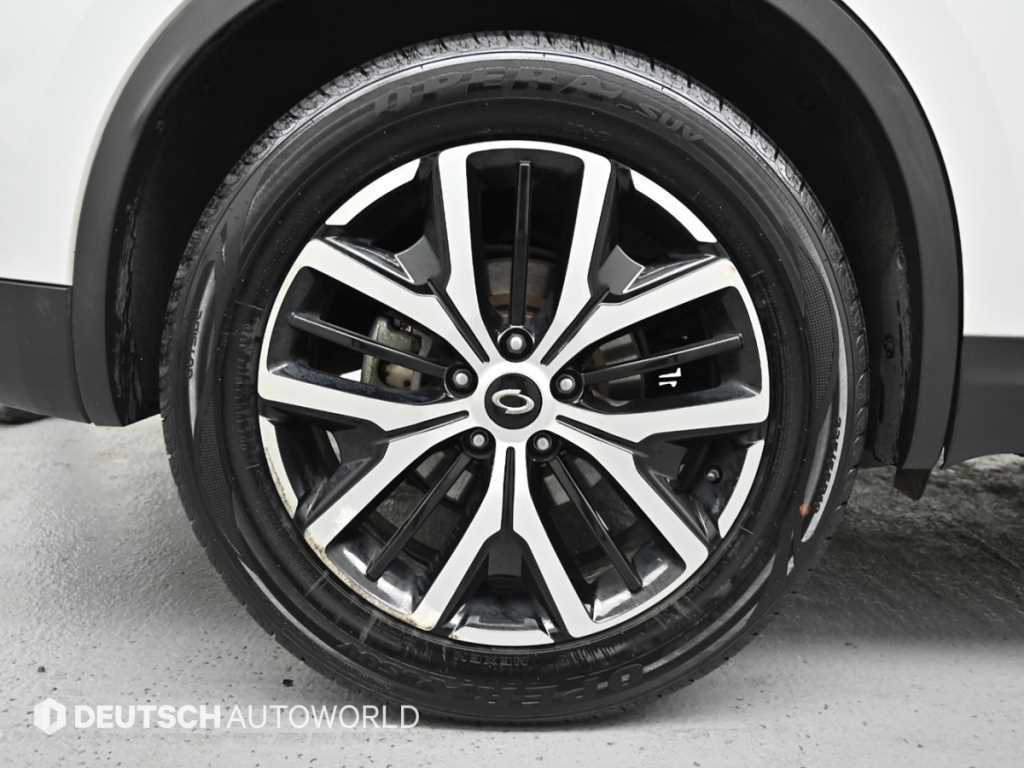 SAMSUNG QM6 - Vista 5