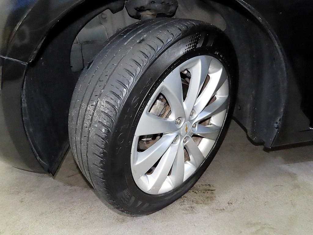 Chevrolet Cruise 2015 Negro - Importación desde Corea - HF Imports Iquique - Foto 17