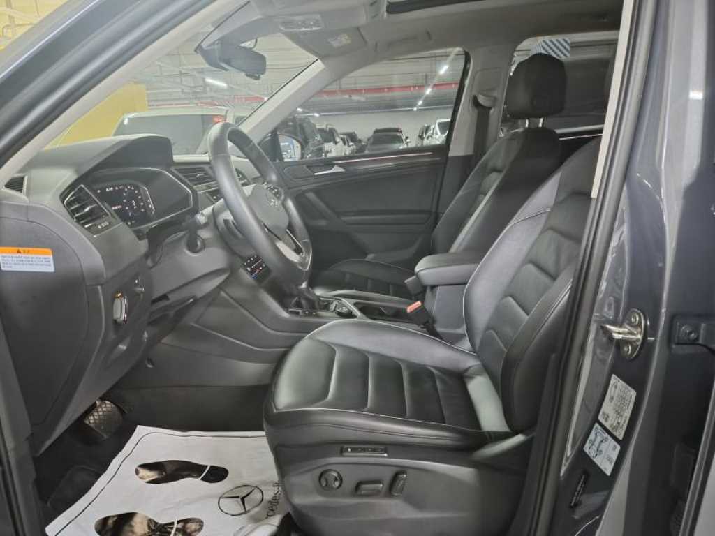 Volkswagen Tiguan - Vista 3