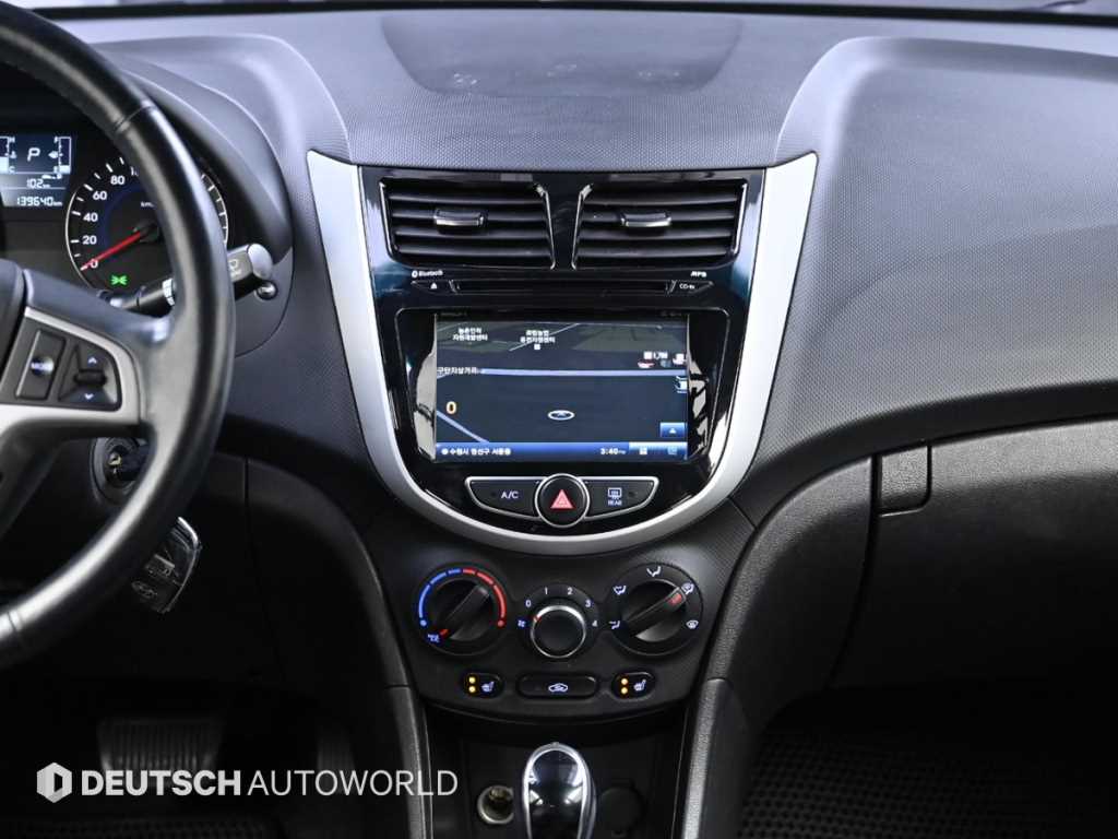 HYUNDAI Accent 2015 - Importación desde Corea - HF Imports Iquique - Foto 14