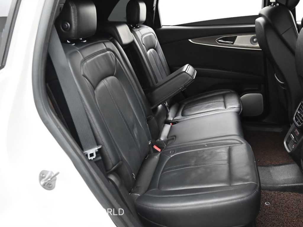 Lincoln Nautilus - Vista 12