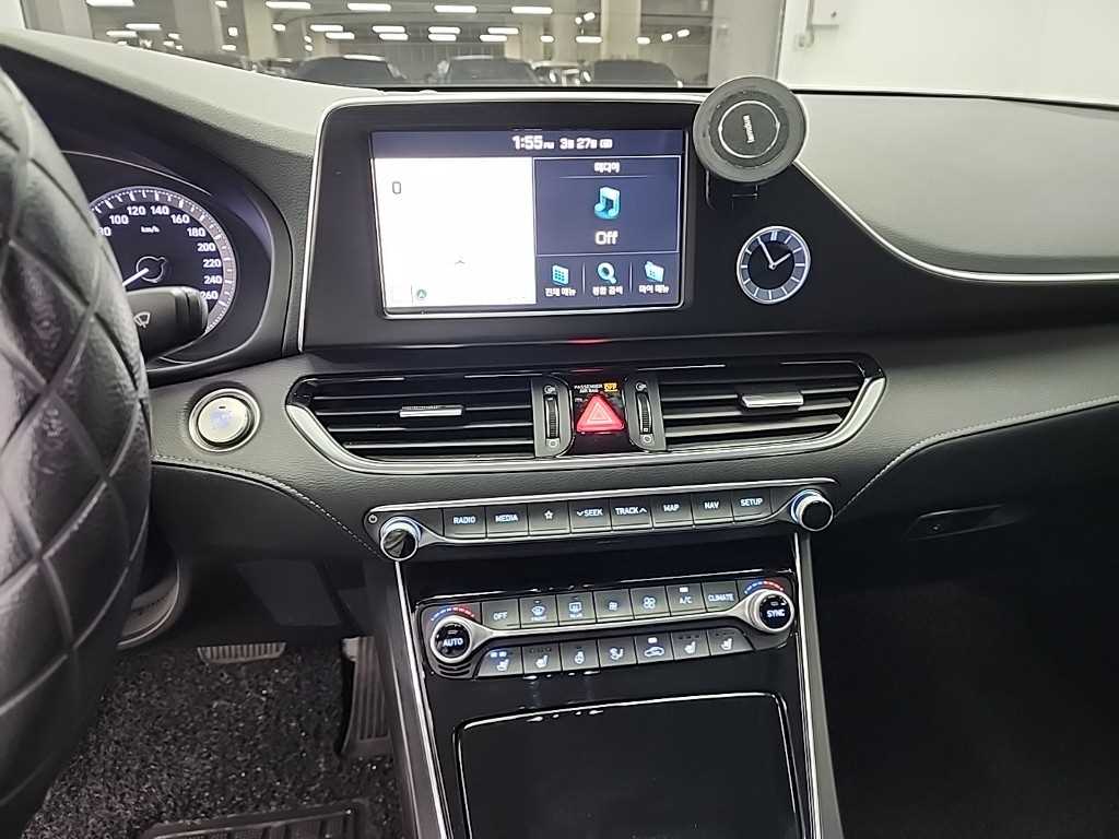 HYUNDAI Grandeur - Vista 10