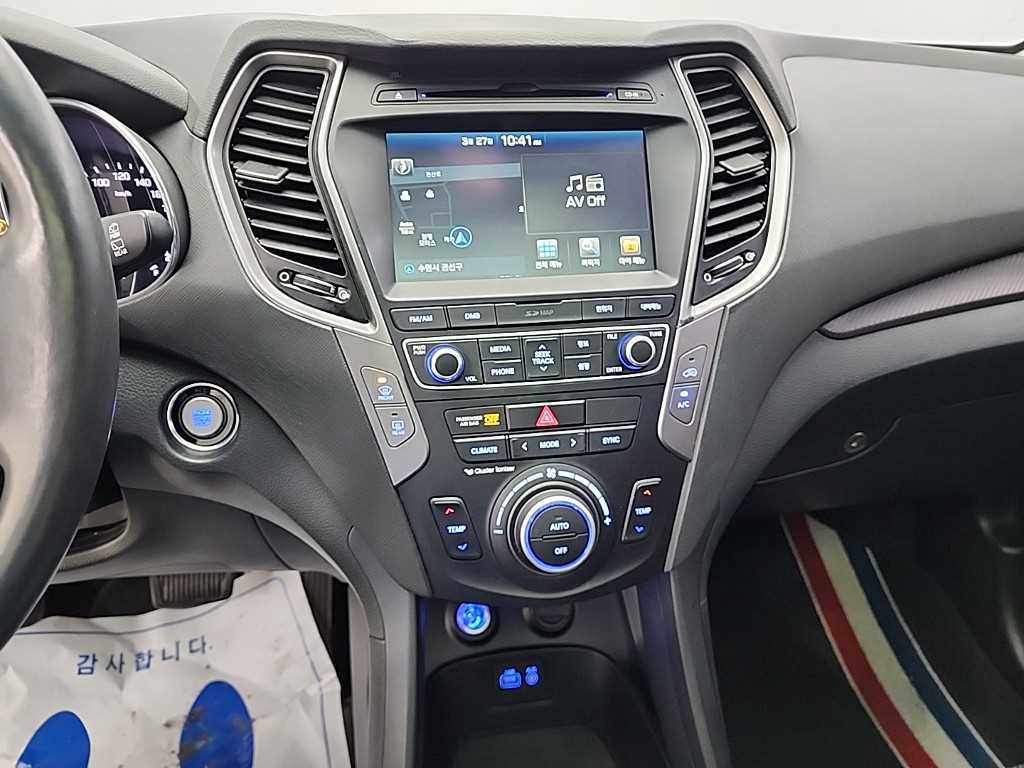 HYUNDAI Santa Fe - Vista 10