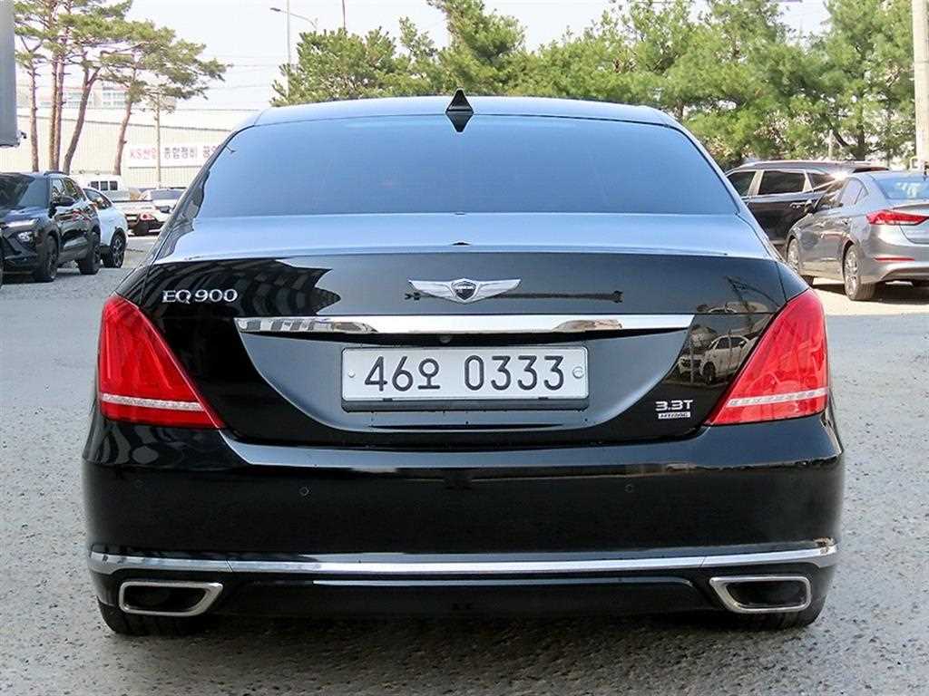 Genesis EQ900 - Vista 4