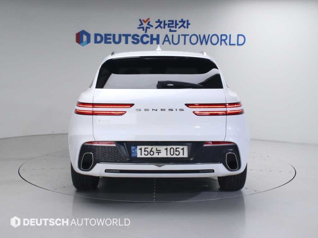 Genesis GV70 - Vista 4