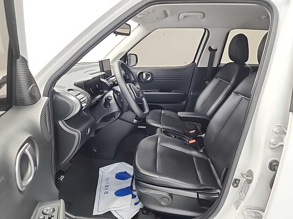 HYUNDAI Casper - Vista 11