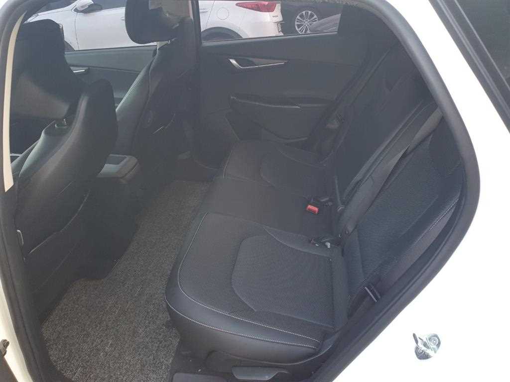 KIA EV6 - Vista 8