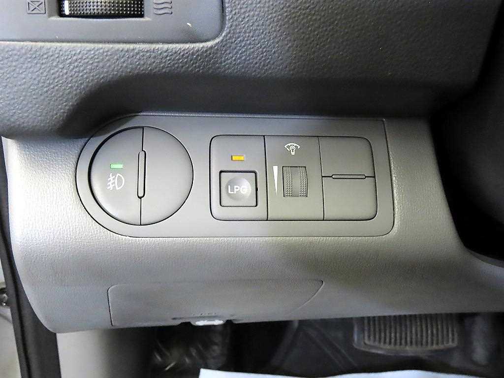 HYUNDAI Starex 2015 Gris - Importación desde Corea - HF Imports Iquique - Foto 14