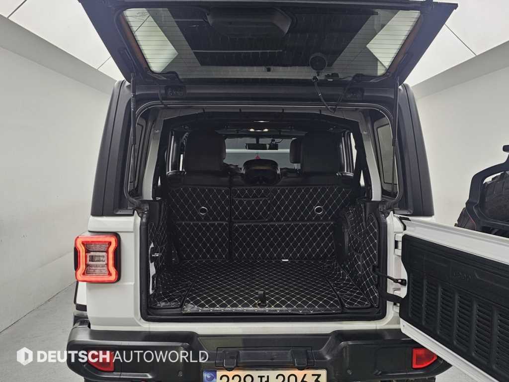 Jeep Wrangler 2023 Blanco - Importación desde Corea - HF Imports Iquique - Foto 19