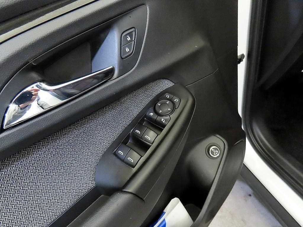 Chevrolet Trail Blazer 2021 Blanco - Importación desde Corea - HF Imports Iquique - Foto 13