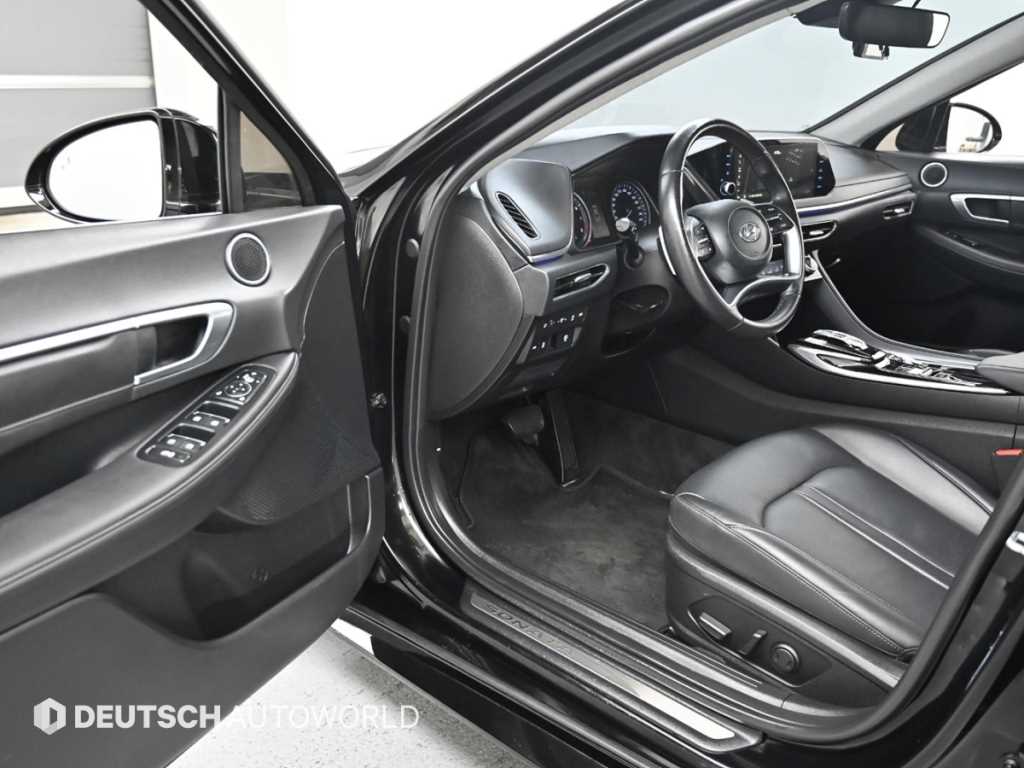 HYUNDAI Sonata - Vista 11