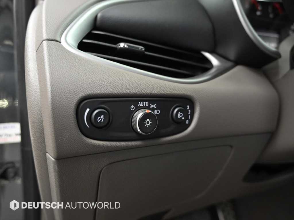 Chevrolet Malibu 2017 Gris - Importación desde Corea - HF Imports Iquique - Foto 16