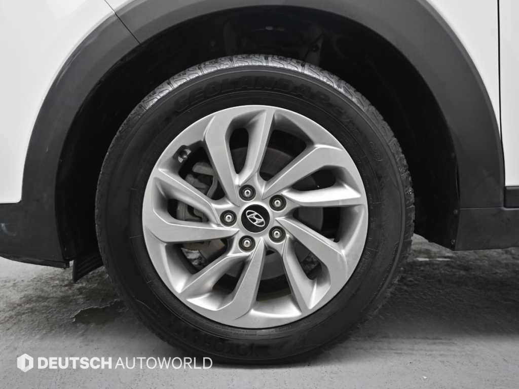 HYUNDAI Tucson - Vista 5