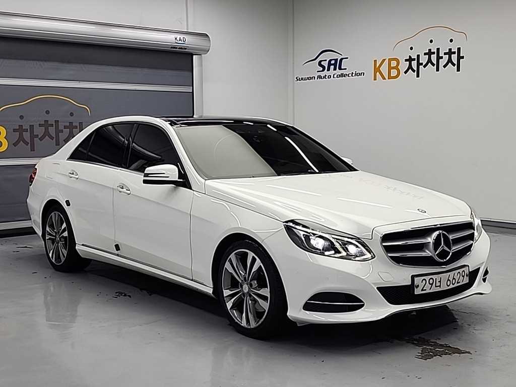 Mercedes Benz E class - Vista 4