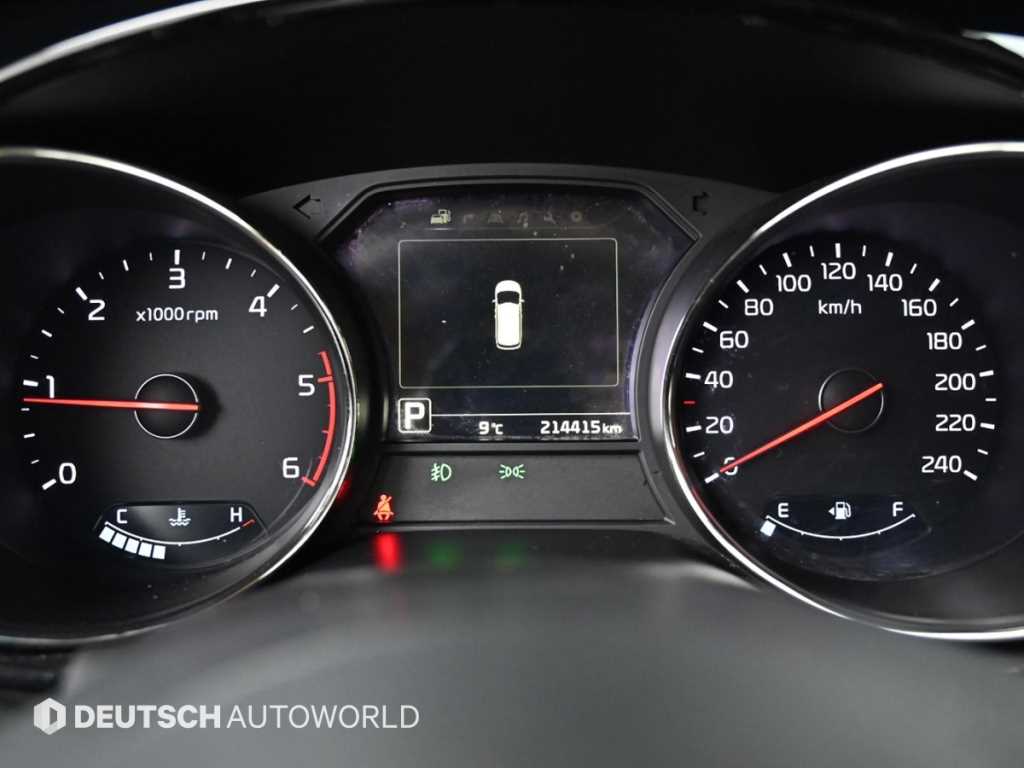 KIA Carnival - Vista 5