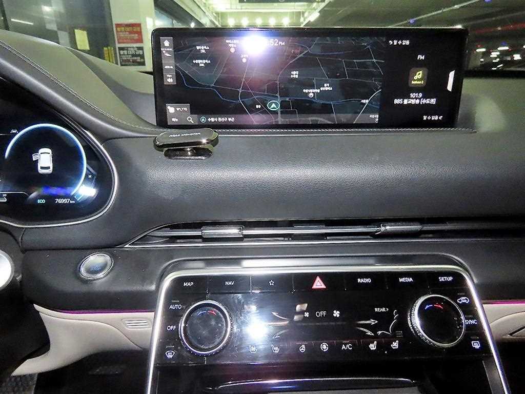 Genesis GV80 - Vista 11