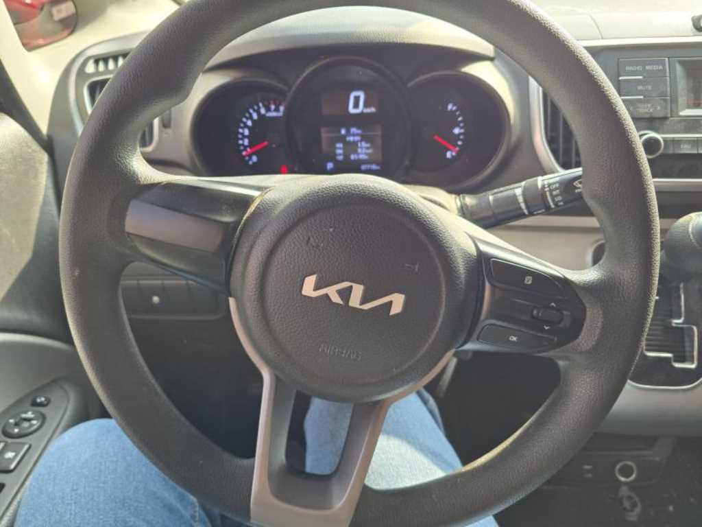 KIA Ray - Vista 9