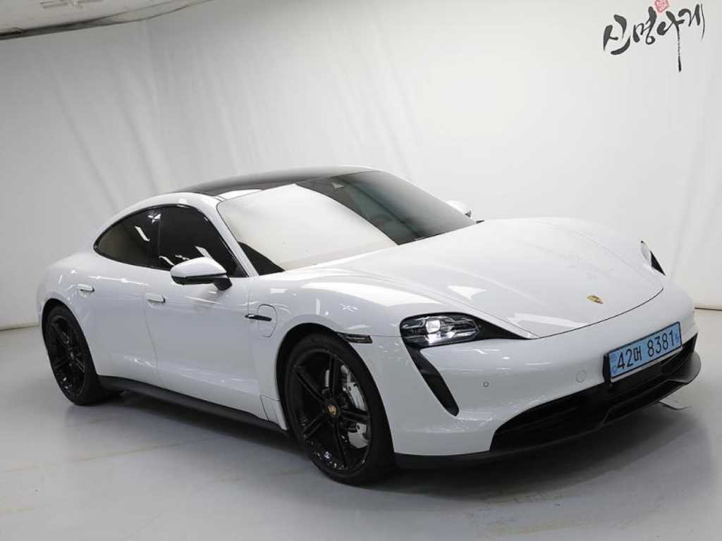 Porsche Taycan - Vista 3