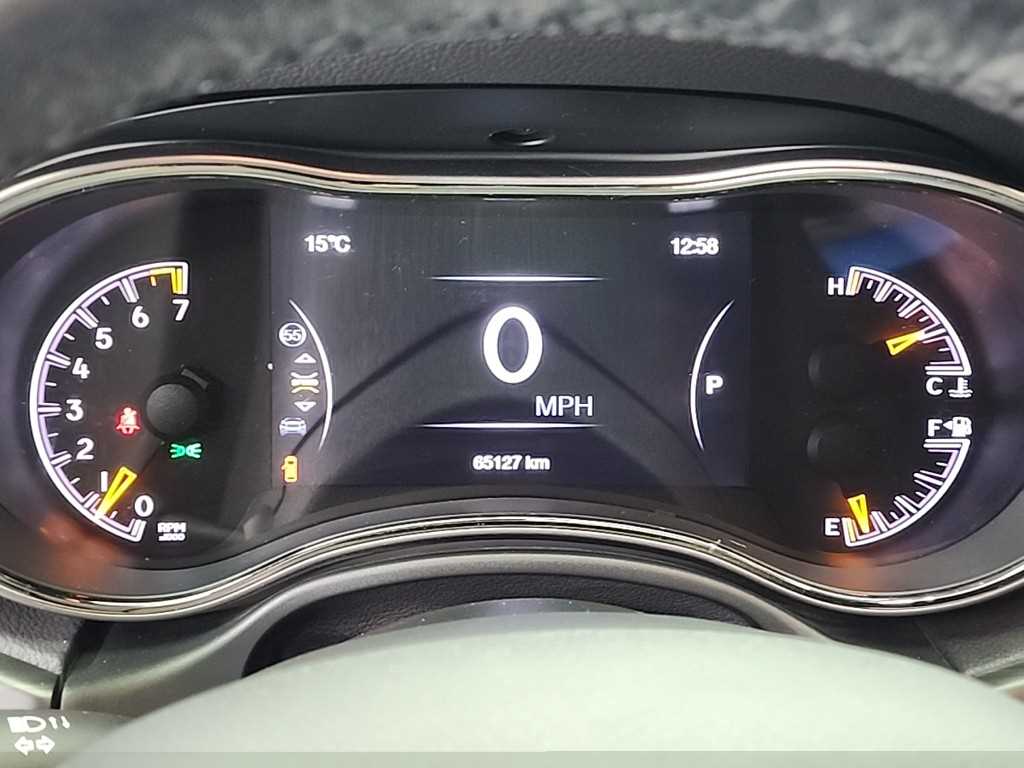 Jeep Cherokee - Vista 6