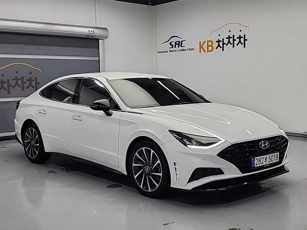 HYUNDAI Sonata - Vista 4