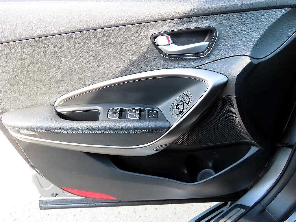 HYUNDAI Maxcruz - Vista 11