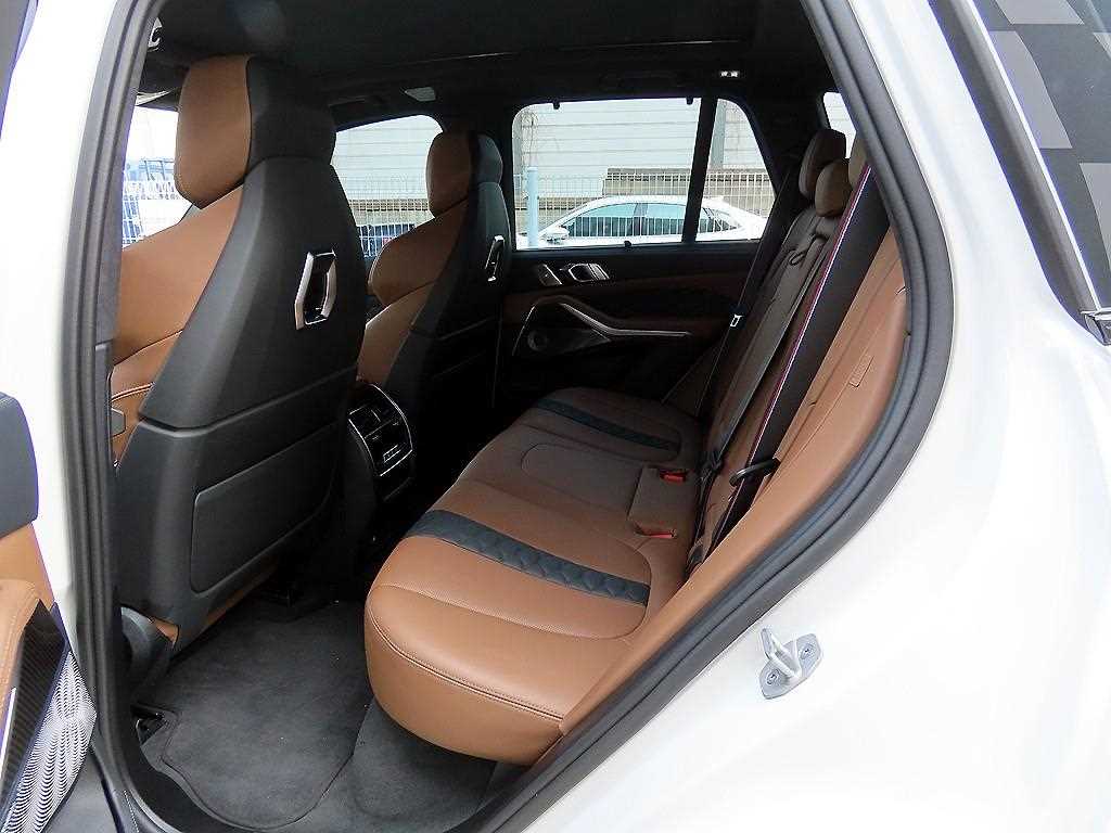 BMW X5M - Vista 6