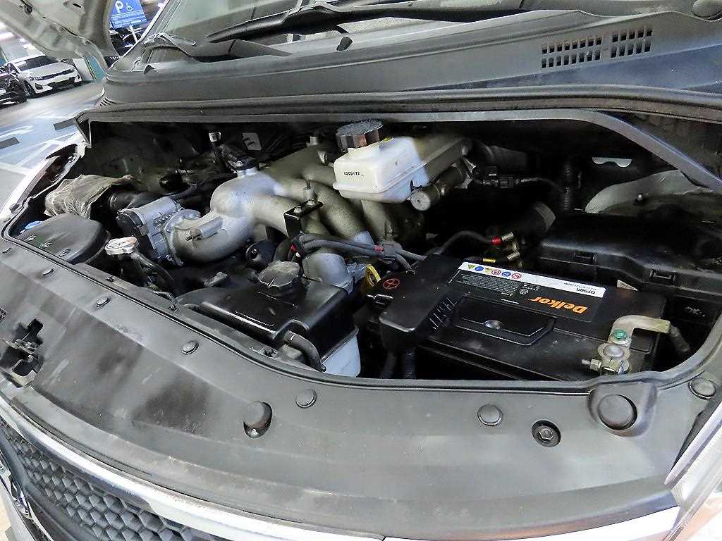 HYUNDAI Starex 2015 Gris - Importación desde Corea - HF Imports Iquique - Foto 17