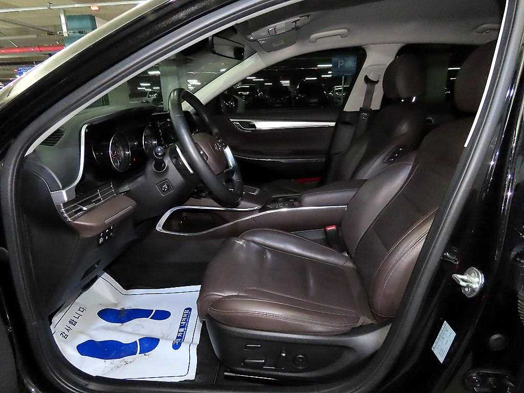 HYUNDAI Grandeur - Vista 6