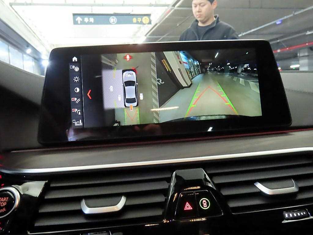 BMW 5 Series 2017 Negro - Importación desde Corea - HF Imports Iquique - Foto 14